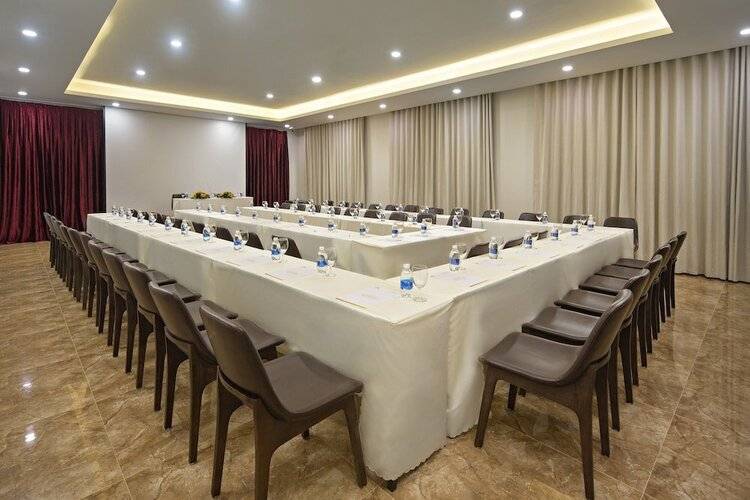 Golden Lotus Hotel