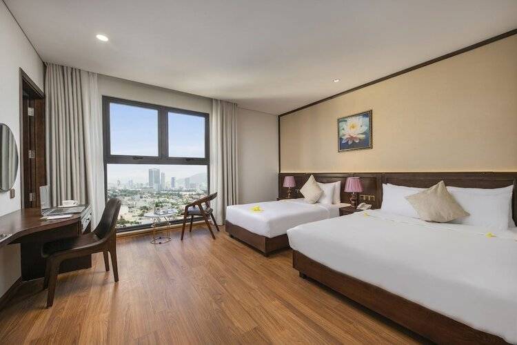 Golden Lotus Hotel