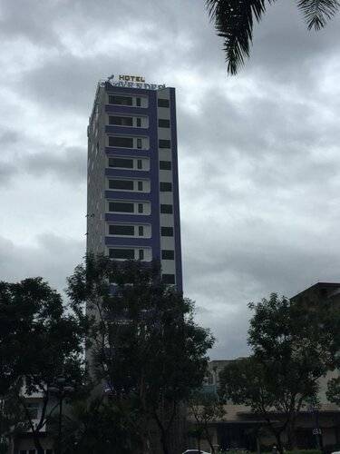 Lavender Riverside Hotel