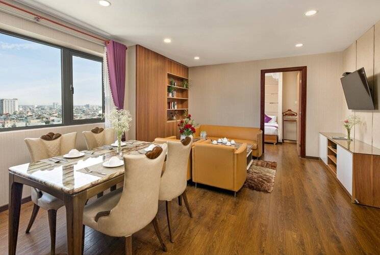 Lavender Riverside Hotel