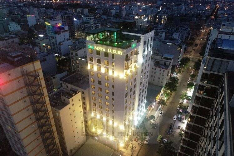Santa Luxury Hotel