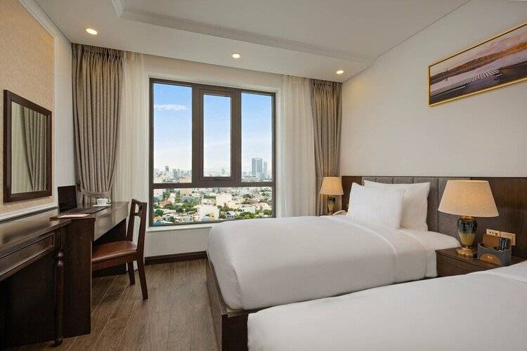 Santa Luxury Hotel