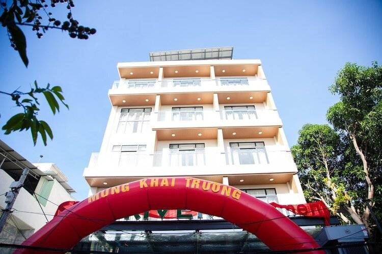 Sun River Hotel & Apartment