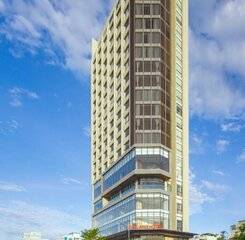 $item['hotel']['name']