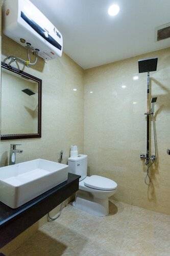 Manchester Hotel & Apartment