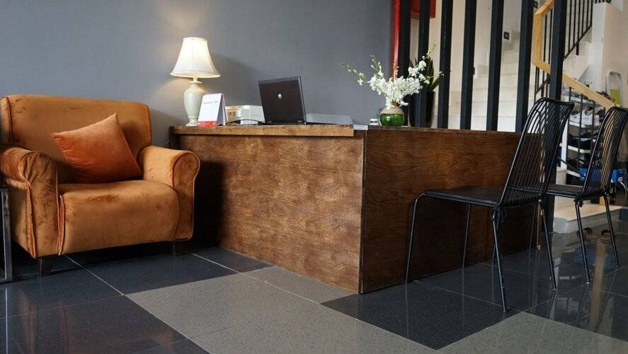 Oasis Hotel & Apartment