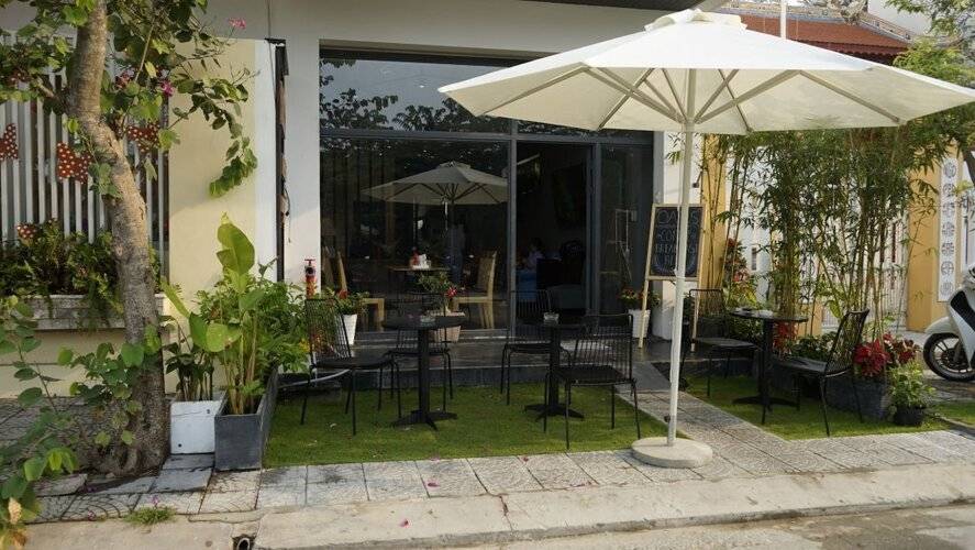 Oasis Hotel & Apartment