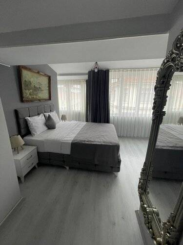 Oldmile Palace Hotel