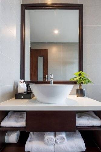 Haka Hotel & Apartment