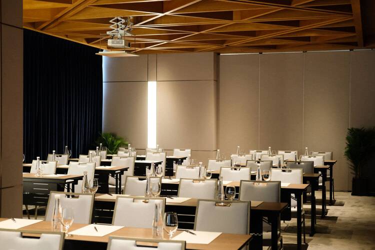 Prince Hotel Da Nang (Ex. Sel De Mer Hotel & Suites)