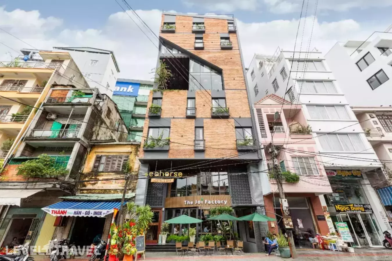 Seahorse Hostel & Bar by HAVI