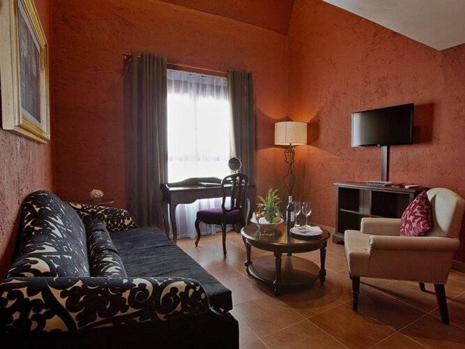 Mercure Danang French Village Bana Hills