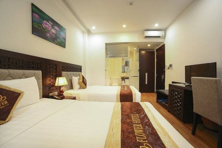Flower Hotel