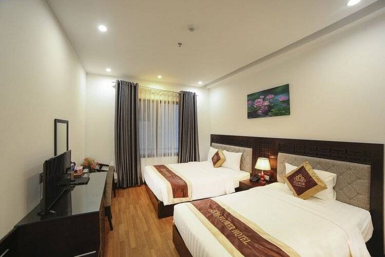 Flower Hotel