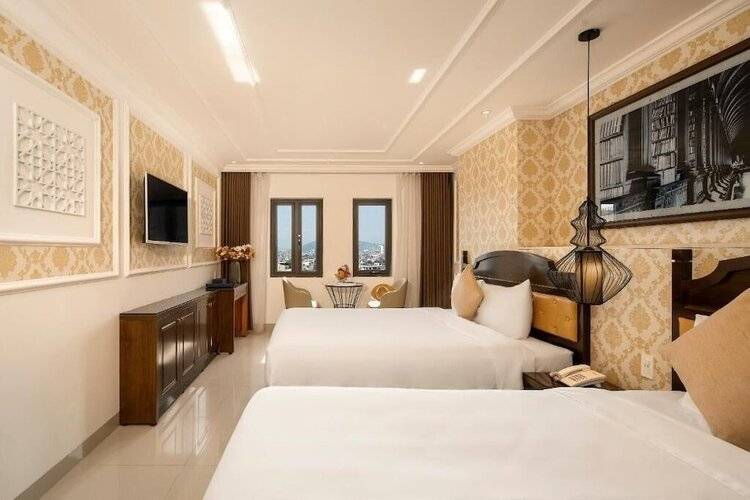 Bella Merry Hotel and Apartment