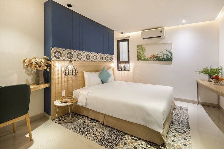 Bella Merry Hotel and Apartment