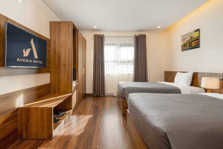 Avenis Hotel