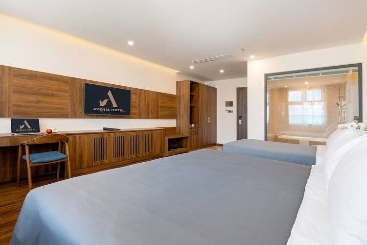 Avenis Hotel