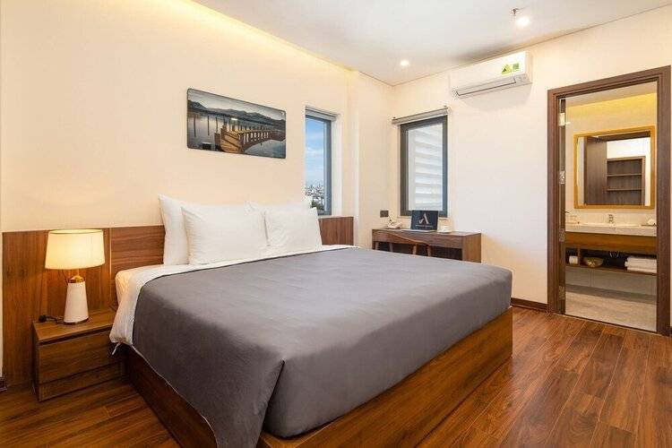 Avenis Hotel