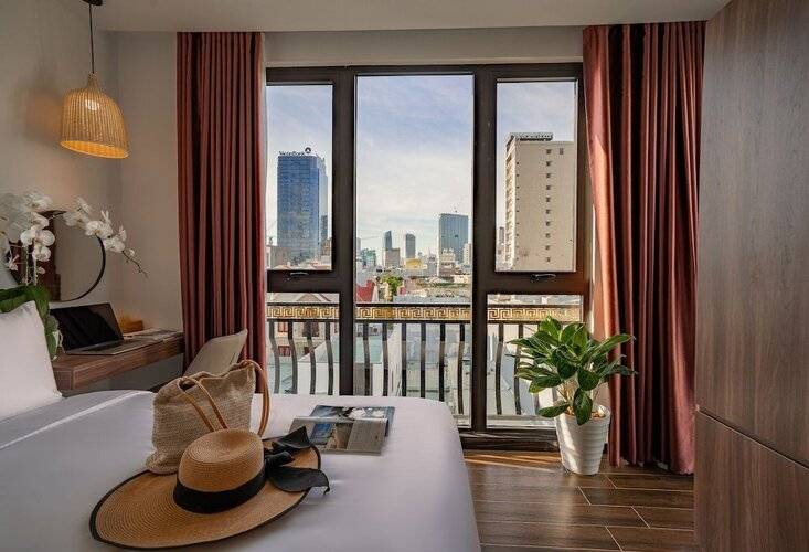 Dragon View Riverfront Da Nang