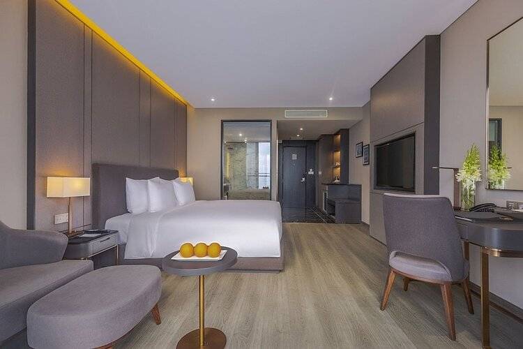 Le Sands Oceanfront Danang Hotel