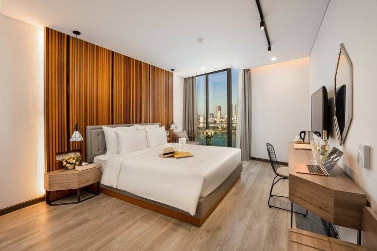 Haian Riverfront Hotel Da Nang