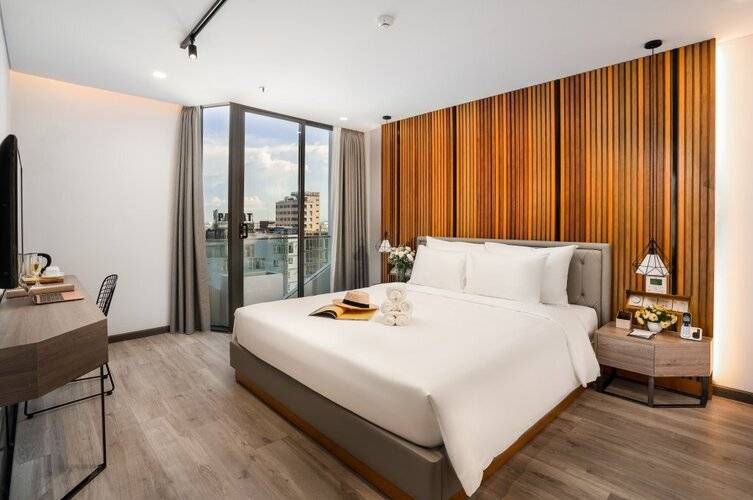 Haian Riverfront Hotel Da Nang