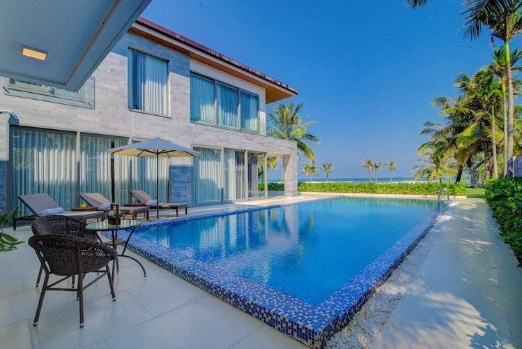 The Five Villas