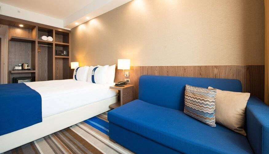 Liv City Hotels