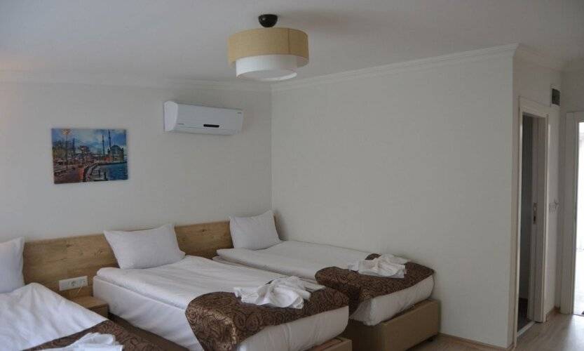 Loren Hotel Suites
