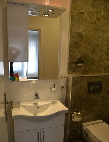 Loren Hotel Suites