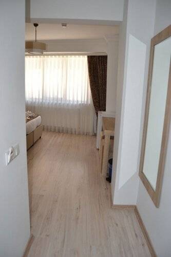 Loren Hotel Suites