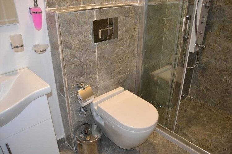 Loren Hotel Suites