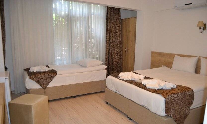 Loren Hotel Suites