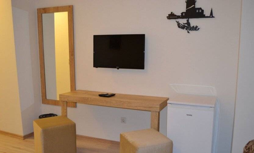 Loren Hotel Suites
