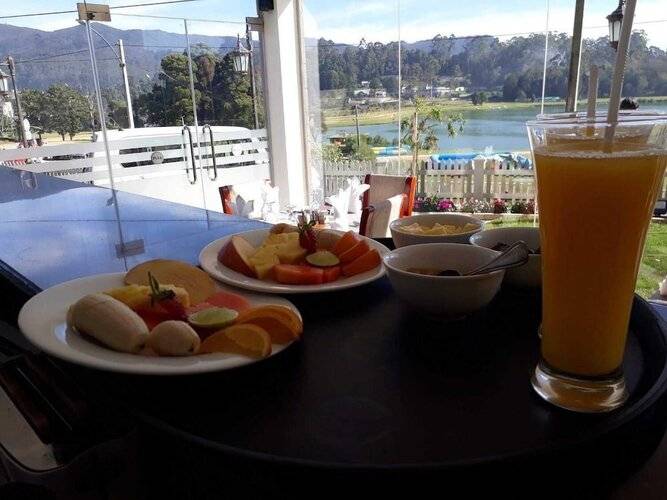 Royal Lake Hotel