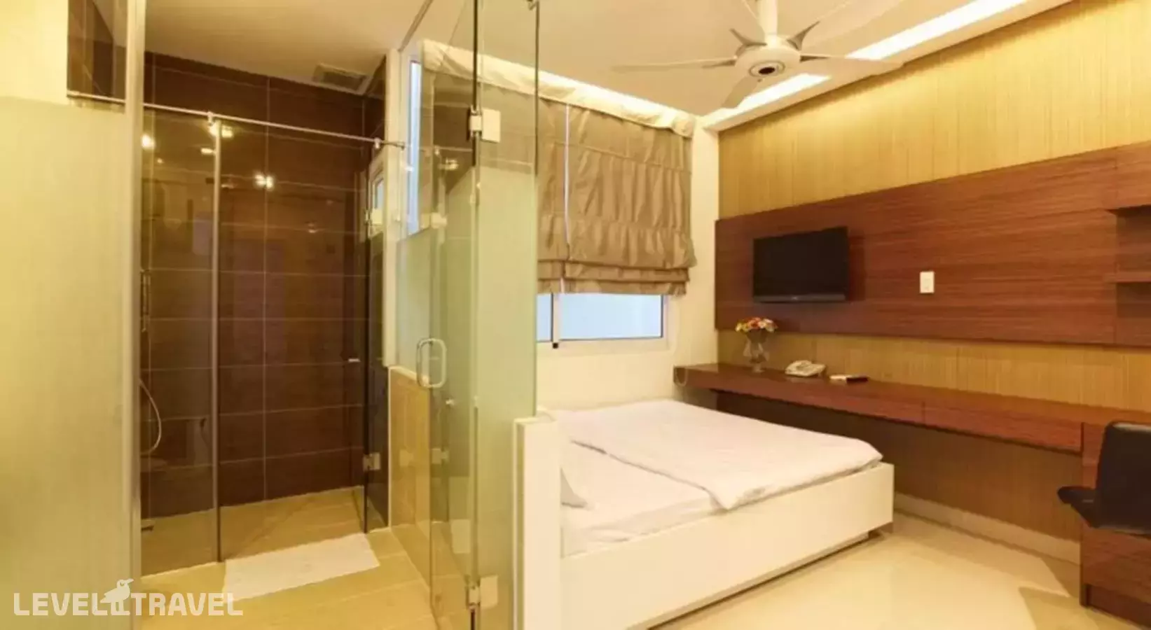 Yellow House Saigon Hotel