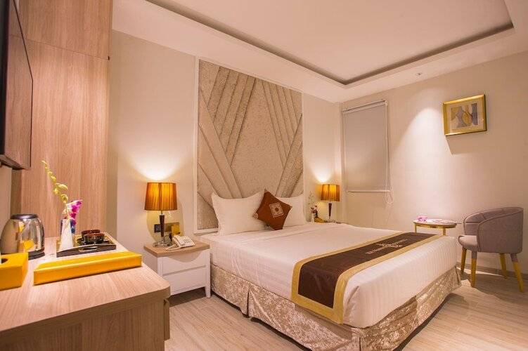 BLUE DIAMOND 8B Hotel