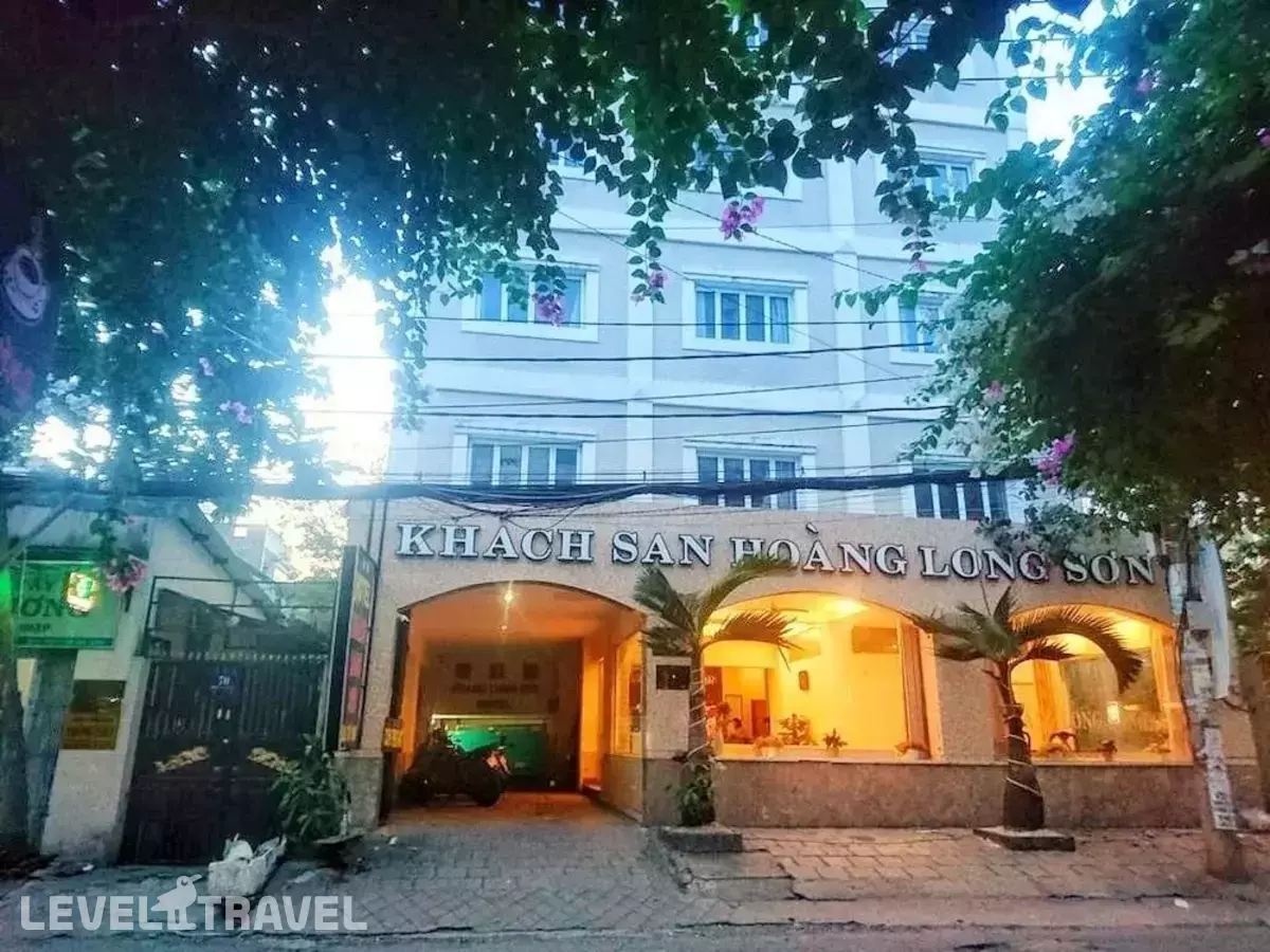 The Six Hotel - Hoang Long Son 3