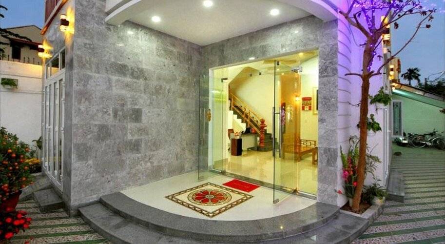 Center Homestay