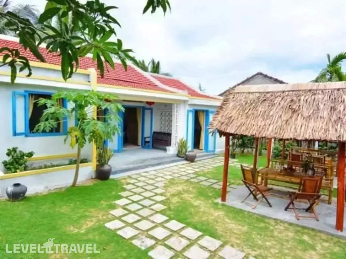 Local Beach Homestay