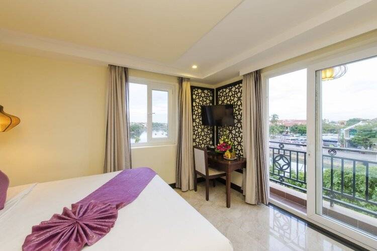 River Suites Hoi An Hotel
