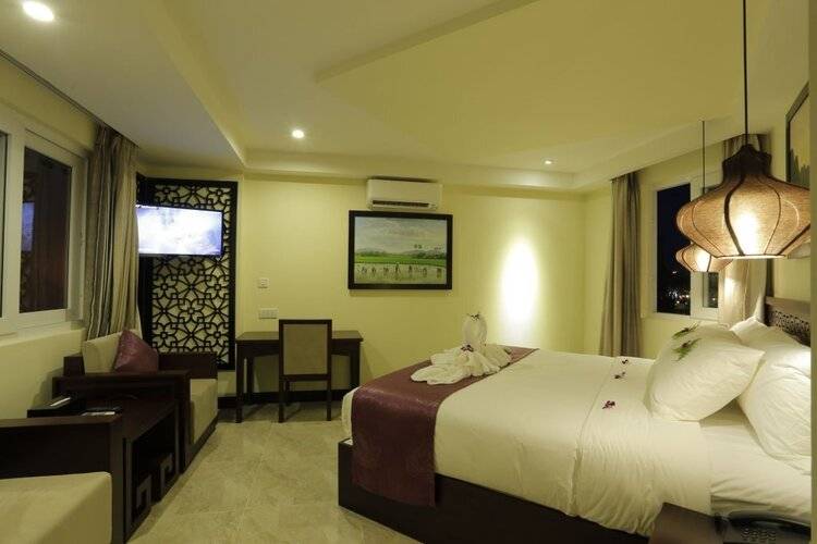 River Suites Hoi An Hotel