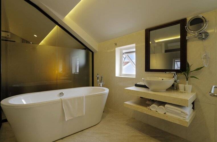 River Suites Hoi An Hotel