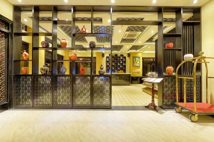 Royal Riverside Hoi An Hotel