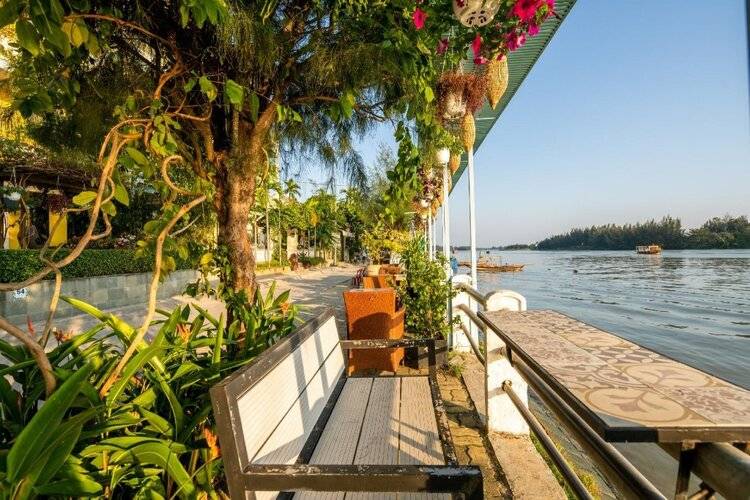 Villa Orchid Garden Riverside