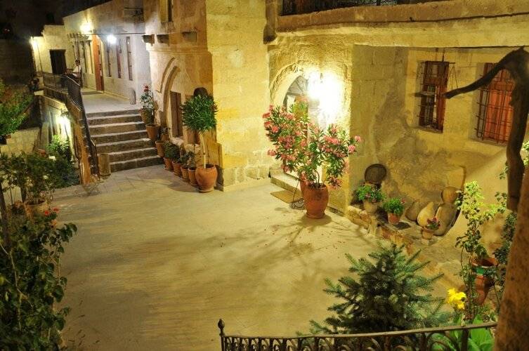 Amber Cave Suites