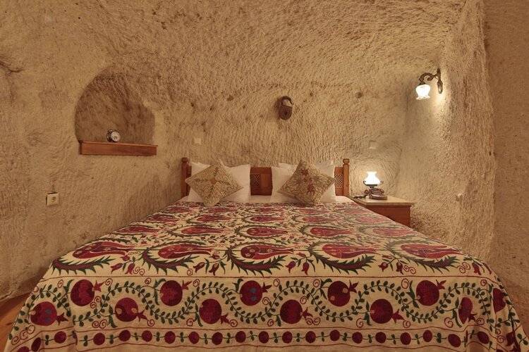 Amber Cave Suites