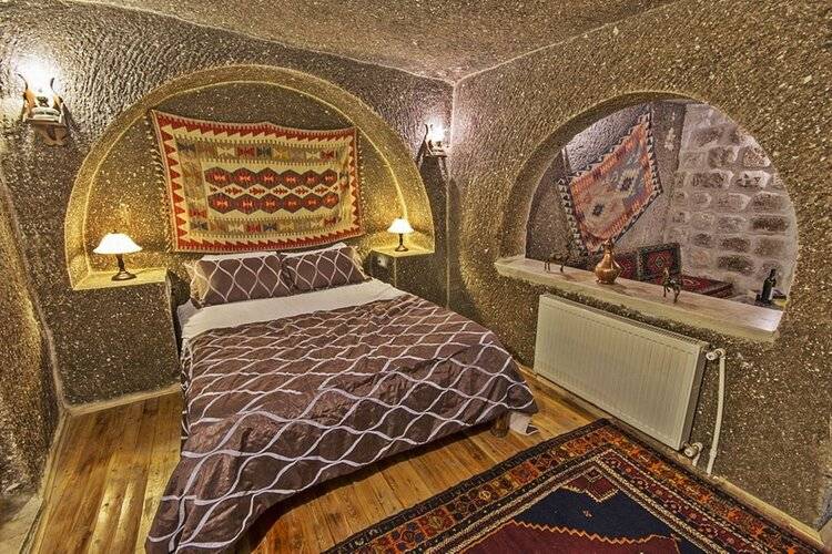 Antique Terrace Suites