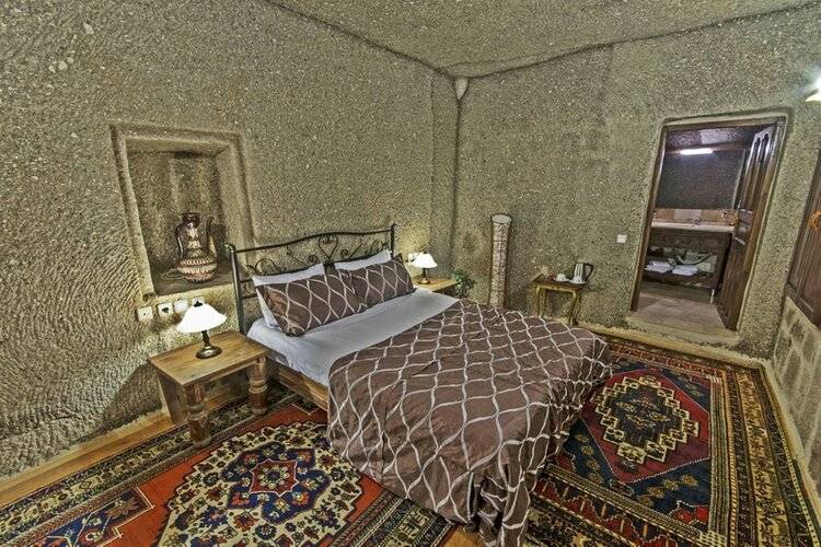 Antique Terrace Suites